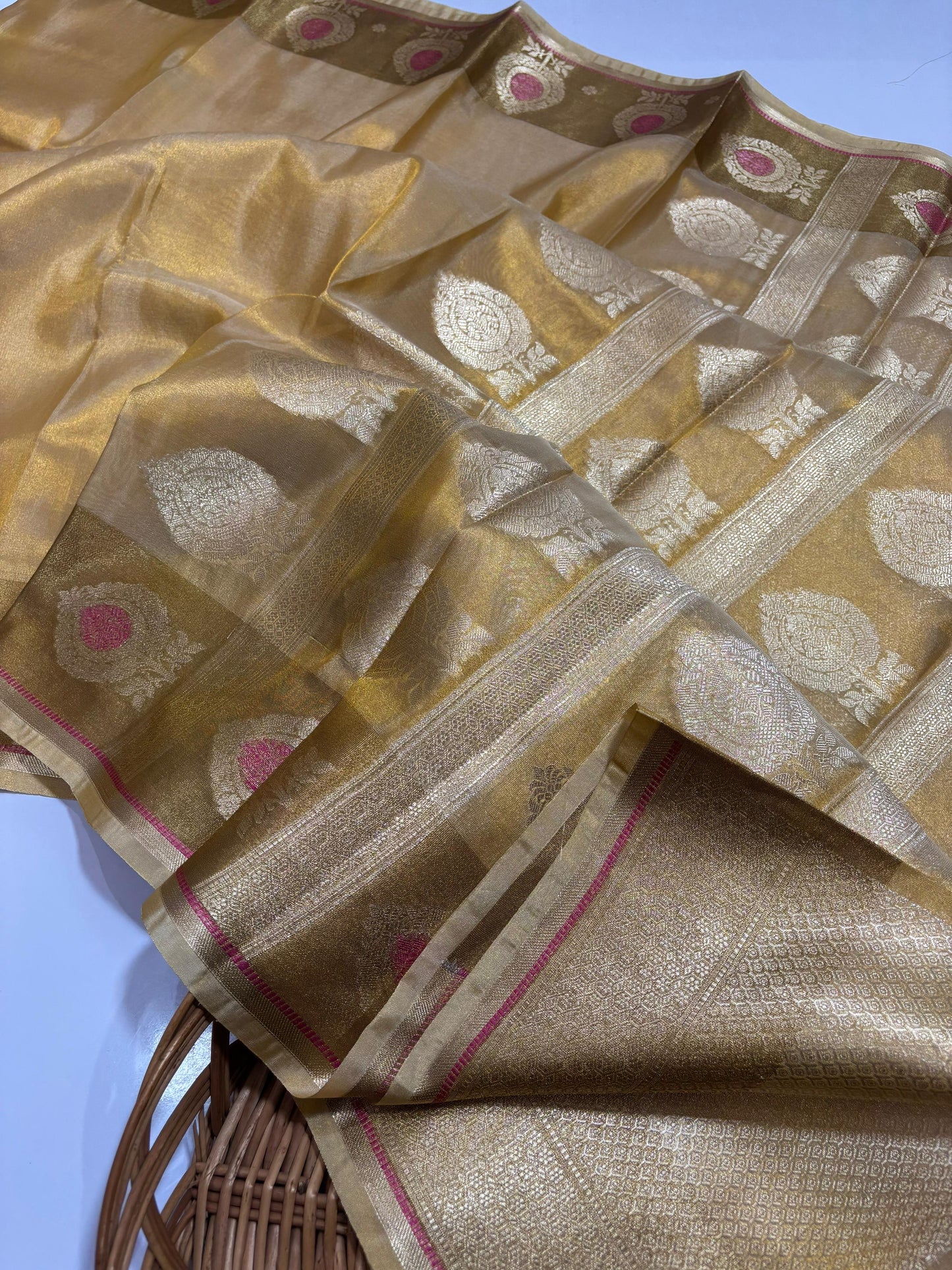 Handwoven Banarasi Tissue Saree with Zari Pallu