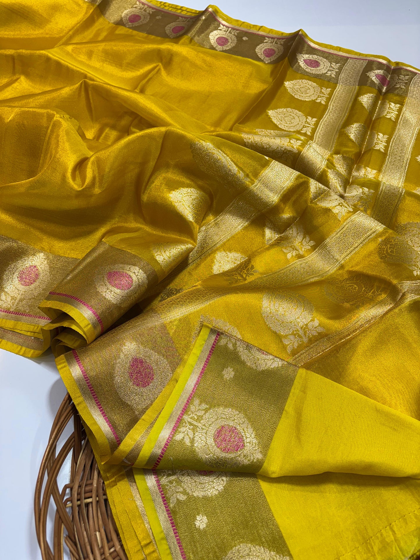Handwoven Banarasi Tissue Saree with Zari Pallu