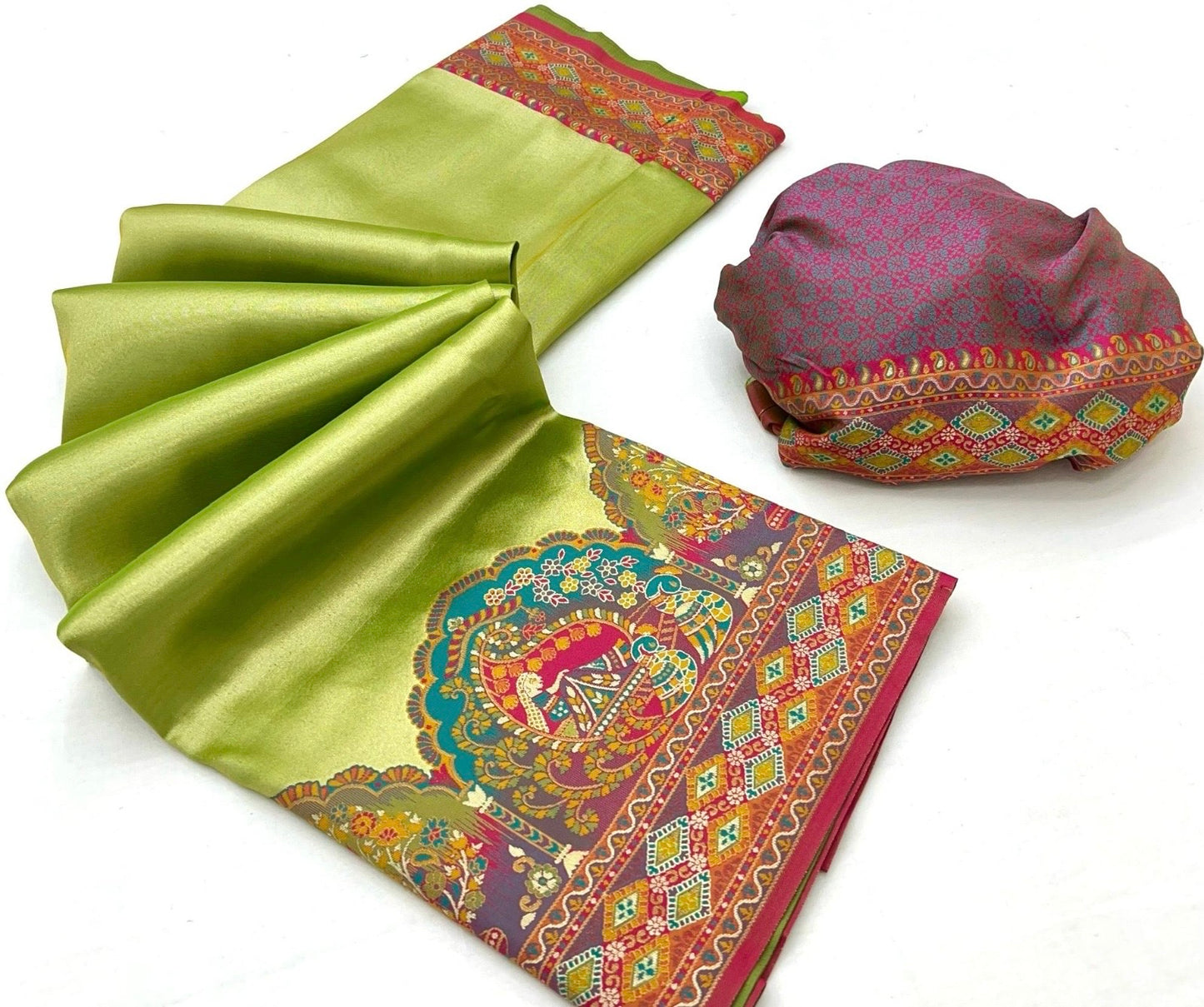 "Ethereal Elegance: The First-Ever Tissue Pashmina Fusion"