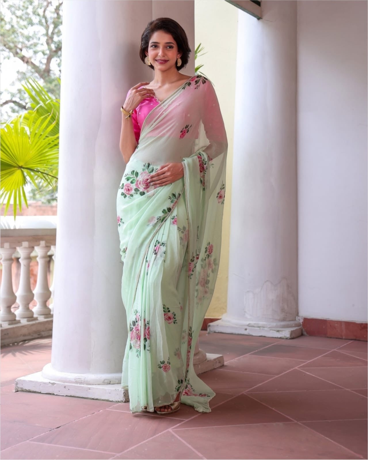 Soft & Elegant Georgette Fabric with beautiful Floral prints